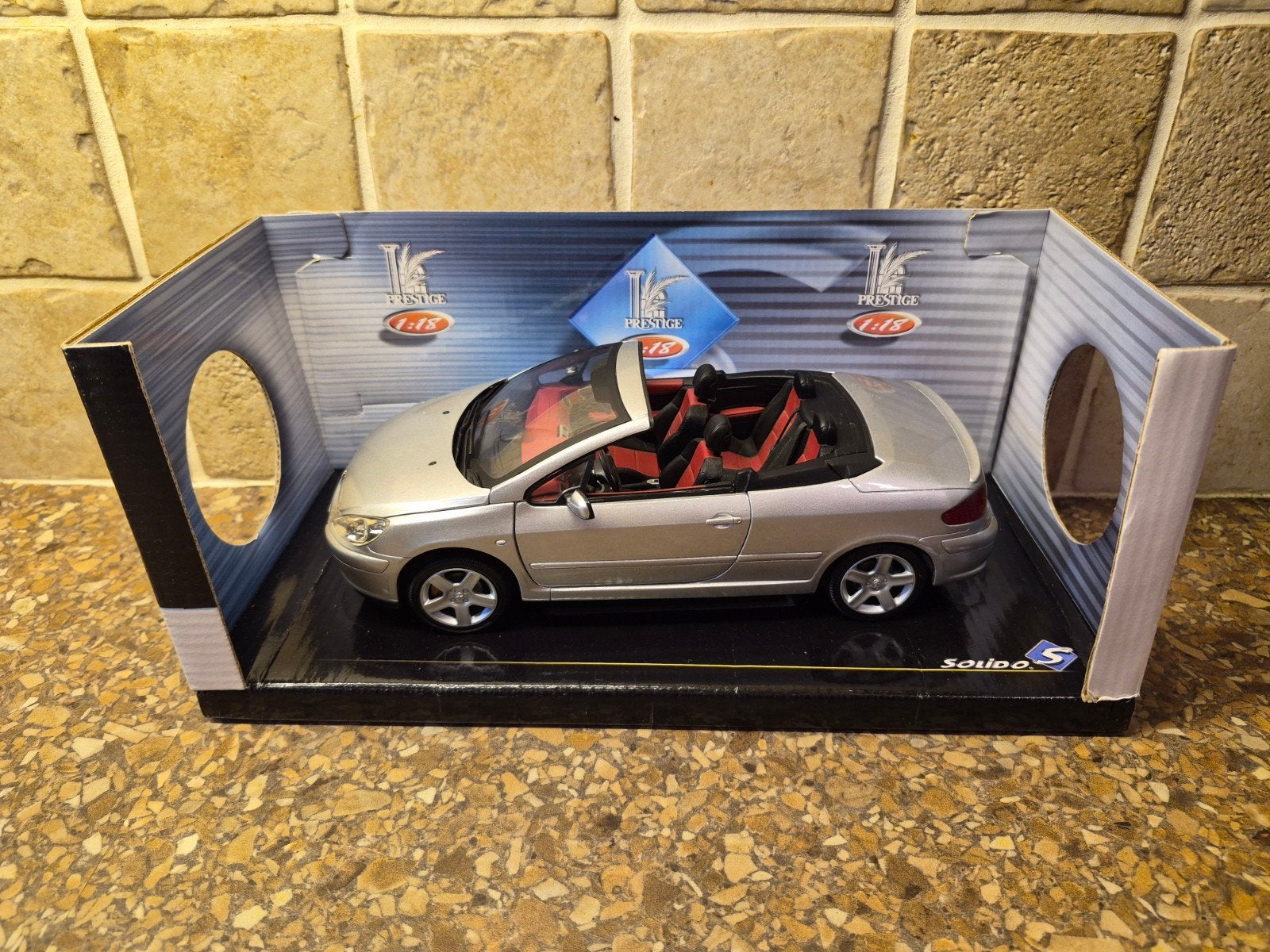 1/18 Solido Peugeot 307 CC, open dak, in originele doos, Ophalen of Verzenden, Zo goed als nieuw, Auto, Solido