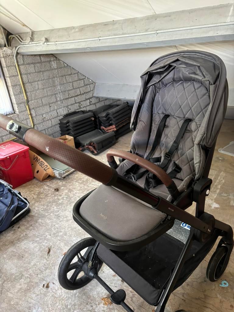 Kinderwagen ( licht beschadigd), Kinderen en Baby's, Kinderwagens en Combinaties, Ophalen, Gebruikt, Overige merken