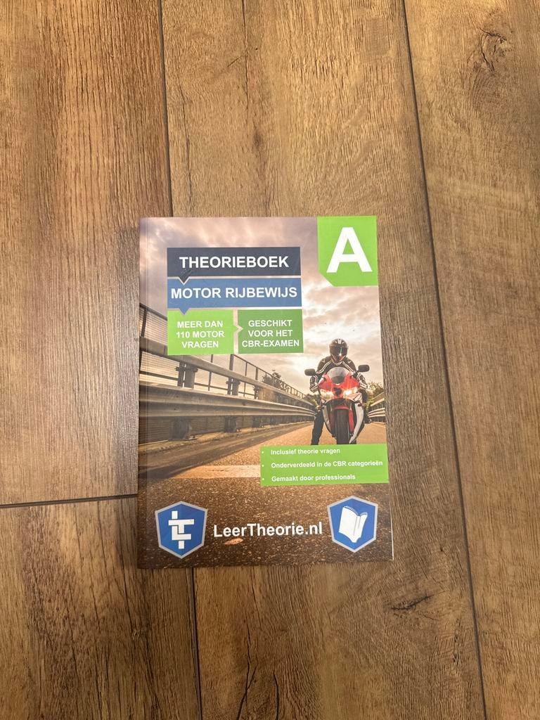 Theorieboek Motor Rijbewijs A - LeerTheorie, Ophalen, Gamma, Zo goed als nieuw, Overige niveaus