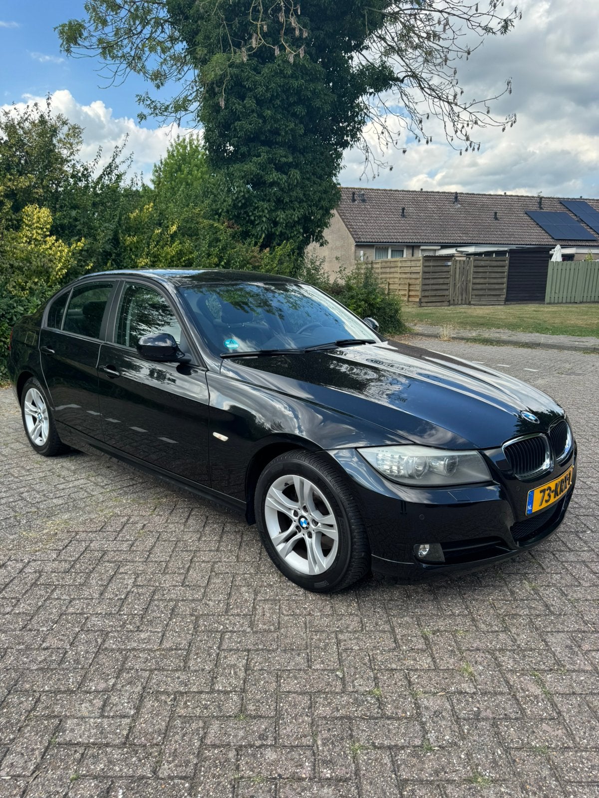 BMW 3-Serie 2.0 I 318 2010 Zwart, Achterwielaandrijving, Zwart, Origineel Nederlands, Handgeschakeld