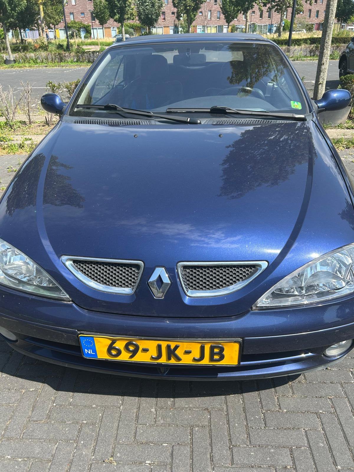 Renault Mégane 1.6 16V Auth Cabrio AUT Euro2000 2002 Blauw, Auto's, 1250 kg, 4 cilinders, Cabriolet, 49 €/maand