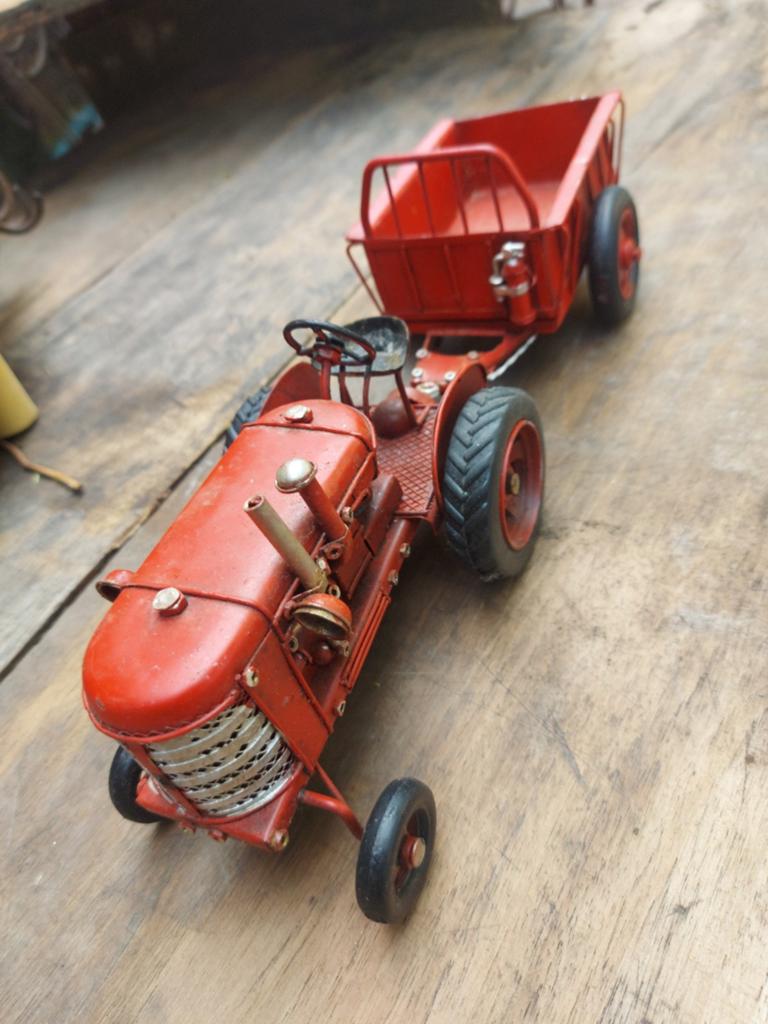 Modeltractor met aanhangwagen rolt jaren 60, Ophalen of Verzenden