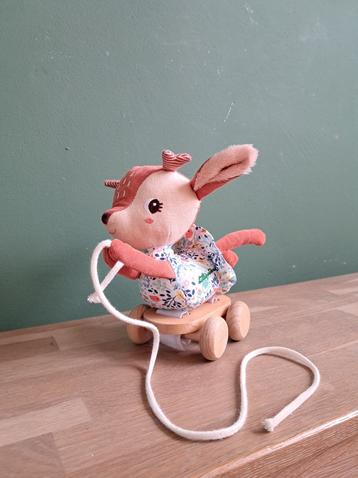 De Groene Merel trekfiguur knuffel hert Stella Lilliputiens, Ophalen of Verzenden