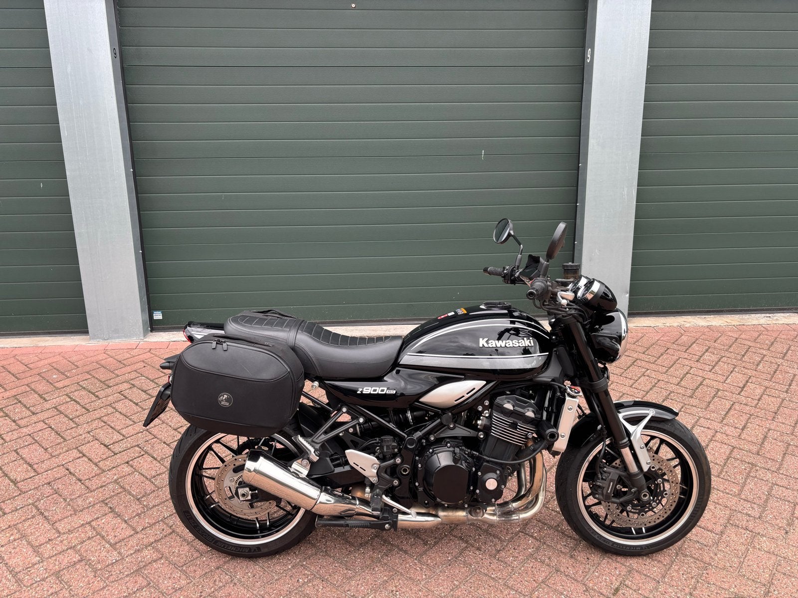Kawasaki Z900RS - 2021. inclusief kofferset, Motoren, Motoren | Kawasaki, 4 cilinders, Gebruikt, Particulier, Meer dan 35 kW