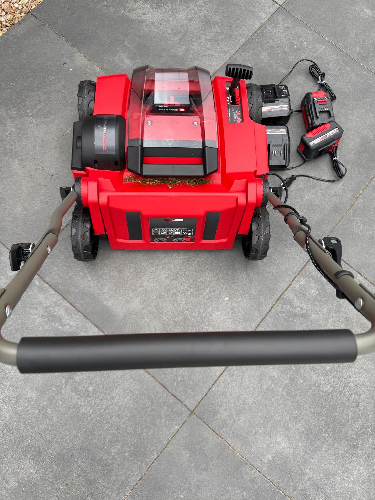 VERTICUTEER MACHINE INCL. 2 X LADER EN ACCU, Ophalen, Nieuw, Elektrisch, Einhell