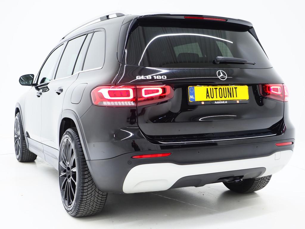 Mercedes-Benz GLB 180 7p | Leder | Trekhaak | Camera | LED |, 136 pk, Gebruikt, Zwart, 4 cilinders