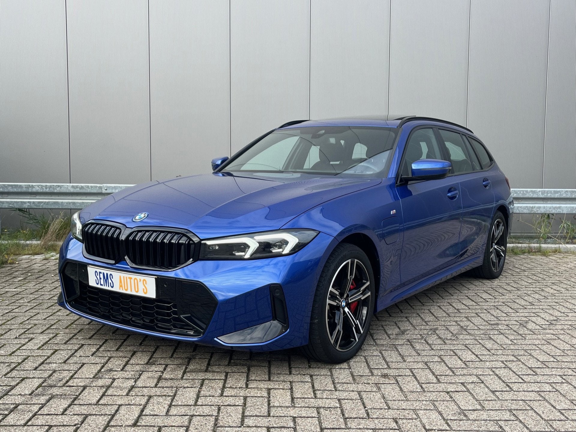 BMW 3 Serie Touring 330e xDrive M-Sport Pano / Trekhaak / Sf, Auto's, BMW, Automaat, 1998 cc, Euro 6, 4 cilinders