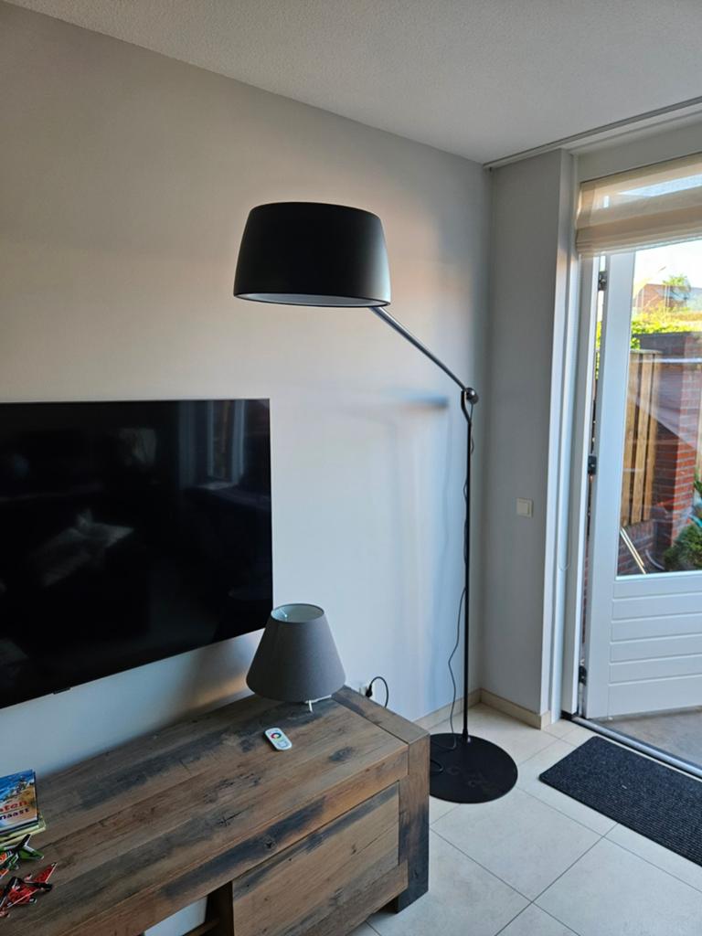 Ikea Vaghojd vloerlamp - Zwart, modern design, Ophalen, Zo goed als nieuw, Metaal, 150 tot 200 cm