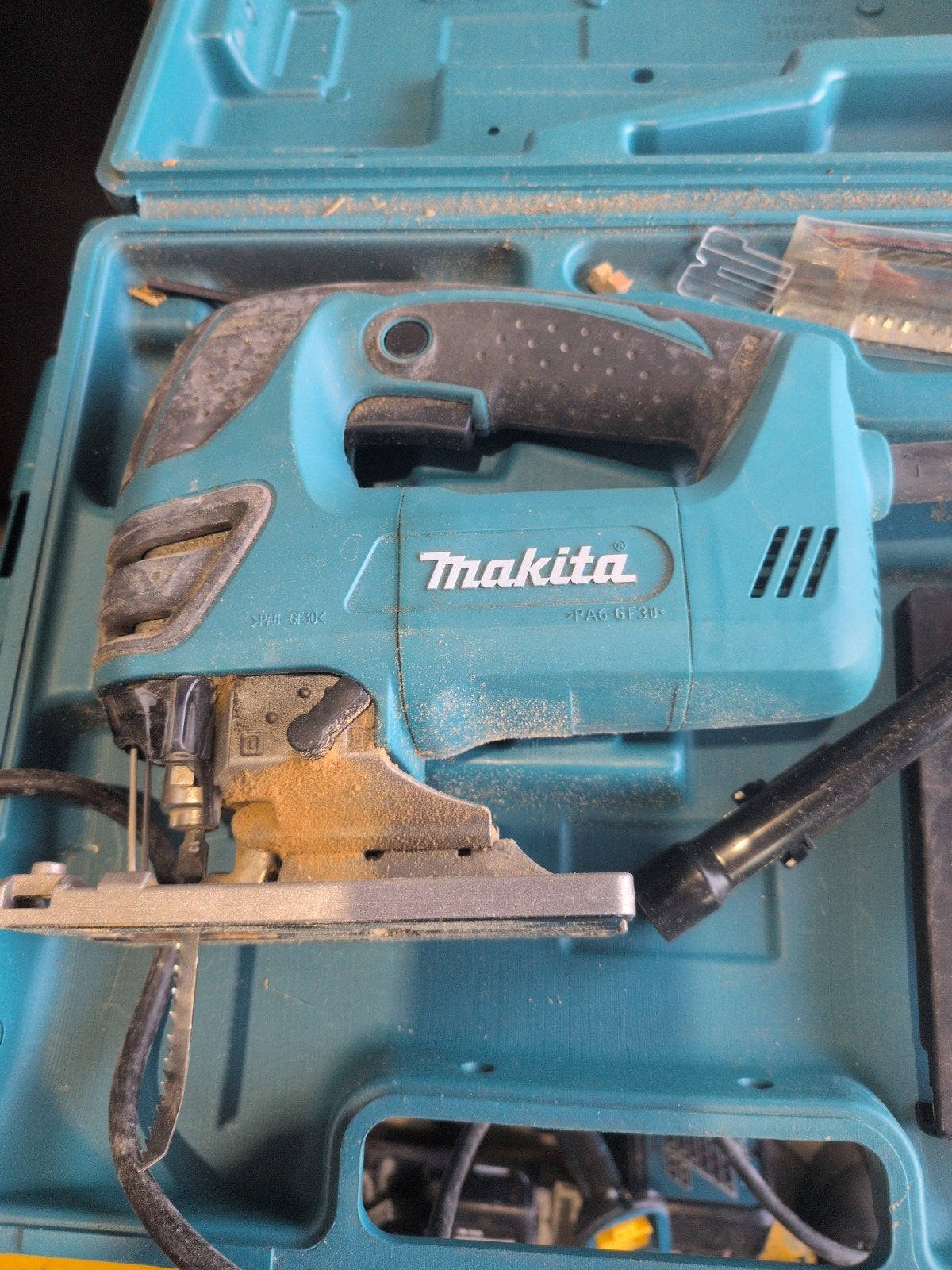 Makita 4350FCT Decoupeerzaag 720W, Doe-het-zelf en Verbouw, Gereedschap | Zaagmachines, Gebruikt, 600 tot 1200 watt, Ophalen of Verzenden