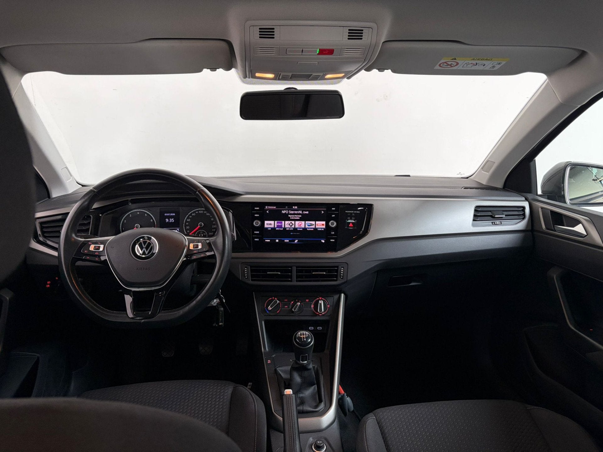 Volkswagen Polo 1.0 TSI Comfortline (bj 2021), Voorwielaandrijving, 1063 kg, Gebruikt, Euro 6