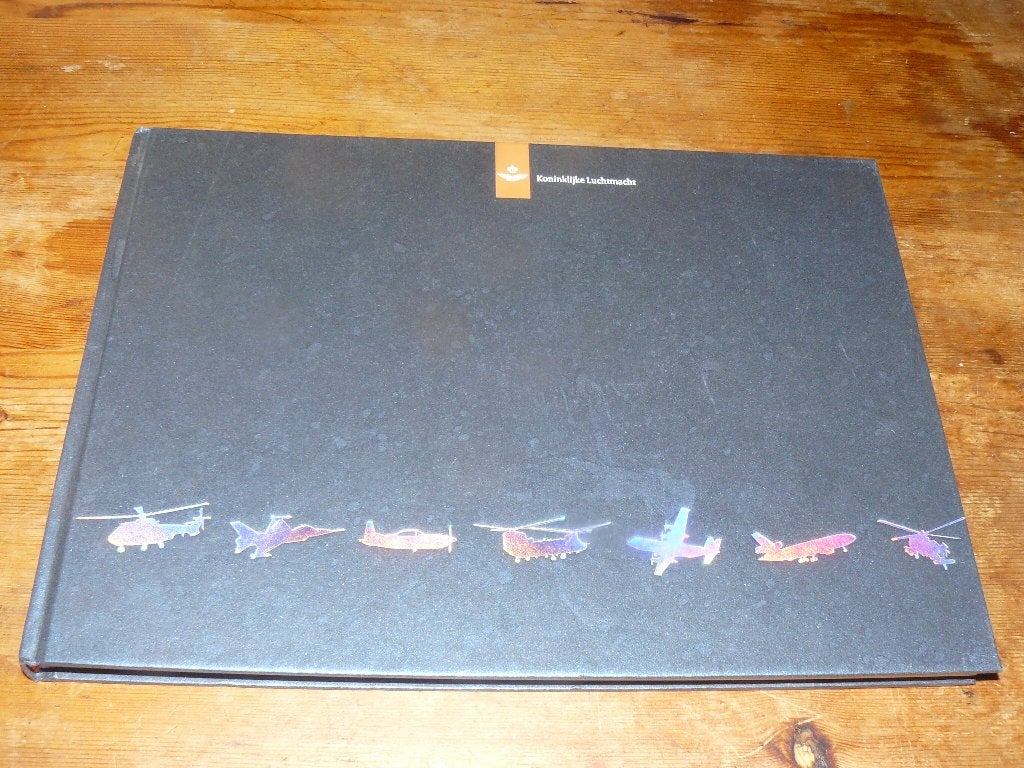 Callsign Focus : Koninklijke Luchtmacht (Fotoboek KLU), Ophalen of Verzenden, Zo goed als nieuw, Boek of Tijdschrift