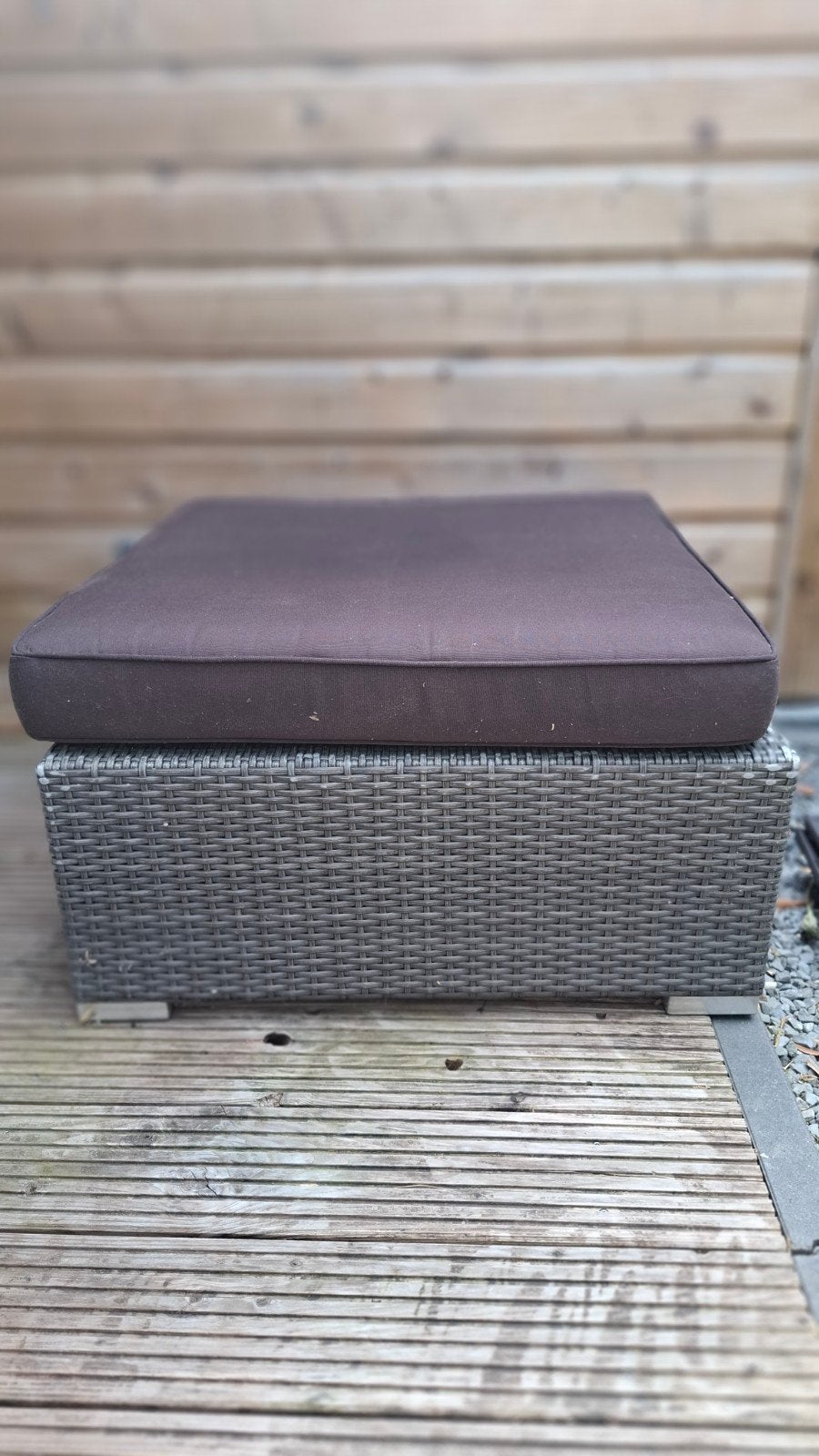 Hocker met kussen, Ophalen