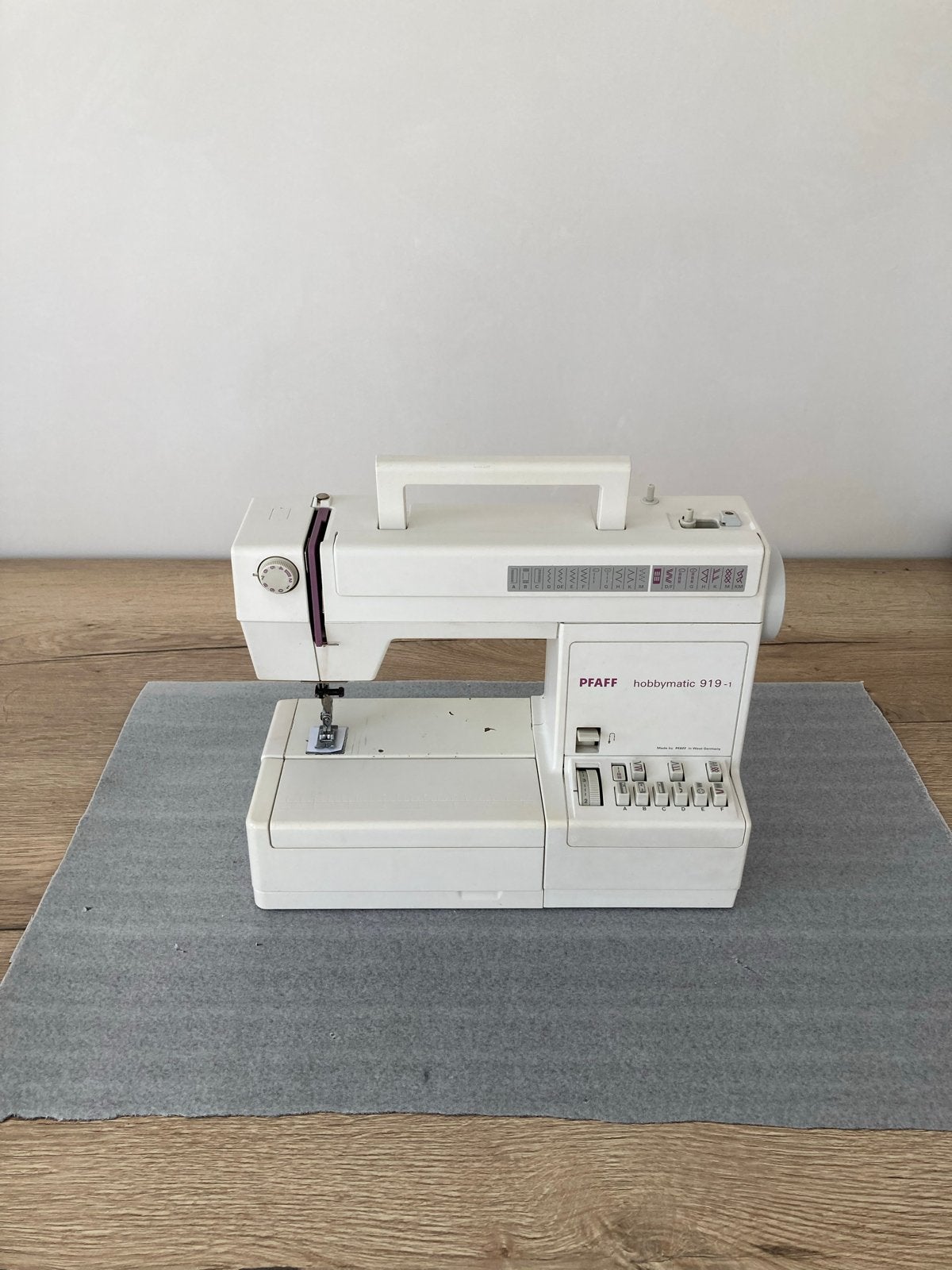 PFAFF Hobbymatic 919-1 - Recent Onderhouden + Garantie, Hobby en Vrije tijd, Naaimachines en Toebehoren, Ophalen of Verzenden