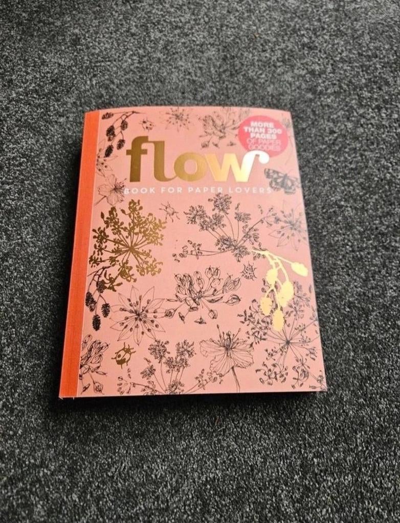 Flow Book for Paper Lovers 8 Paperlovers Paperbook 8e editie, Boeken, Ophalen of Verzenden, Zo goed als nieuw, Lichaam en Geest