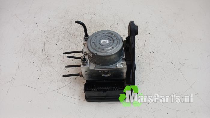 ABS Pomp van een Volkswagen Golf, Gebruikt, -, Volkswagen, -