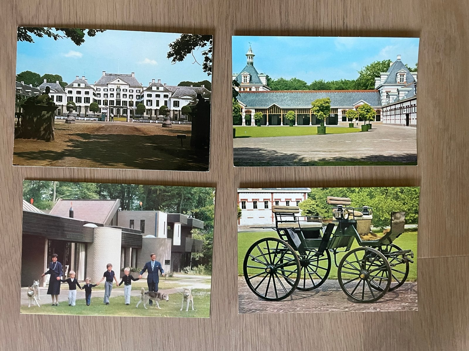 Set van 4 historische ansichtkaarten Koninklijk huis (wd-30), Verzamelen, Ansichtkaarten | Nederland, 1960 tot 1980, Ophalen of Verzenden