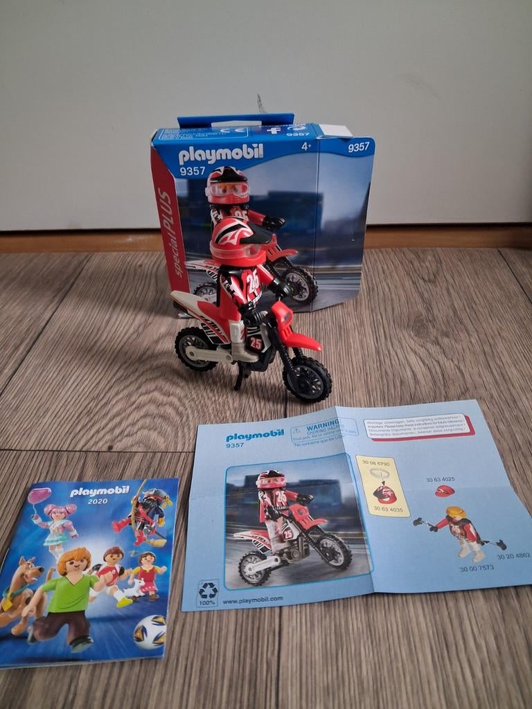 Playmobil motorrijder 9357
Compleet setje, Kinderen en Baby's, Speelgoed | Playmobil, Ophalen of Verzenden, Zo goed als nieuw