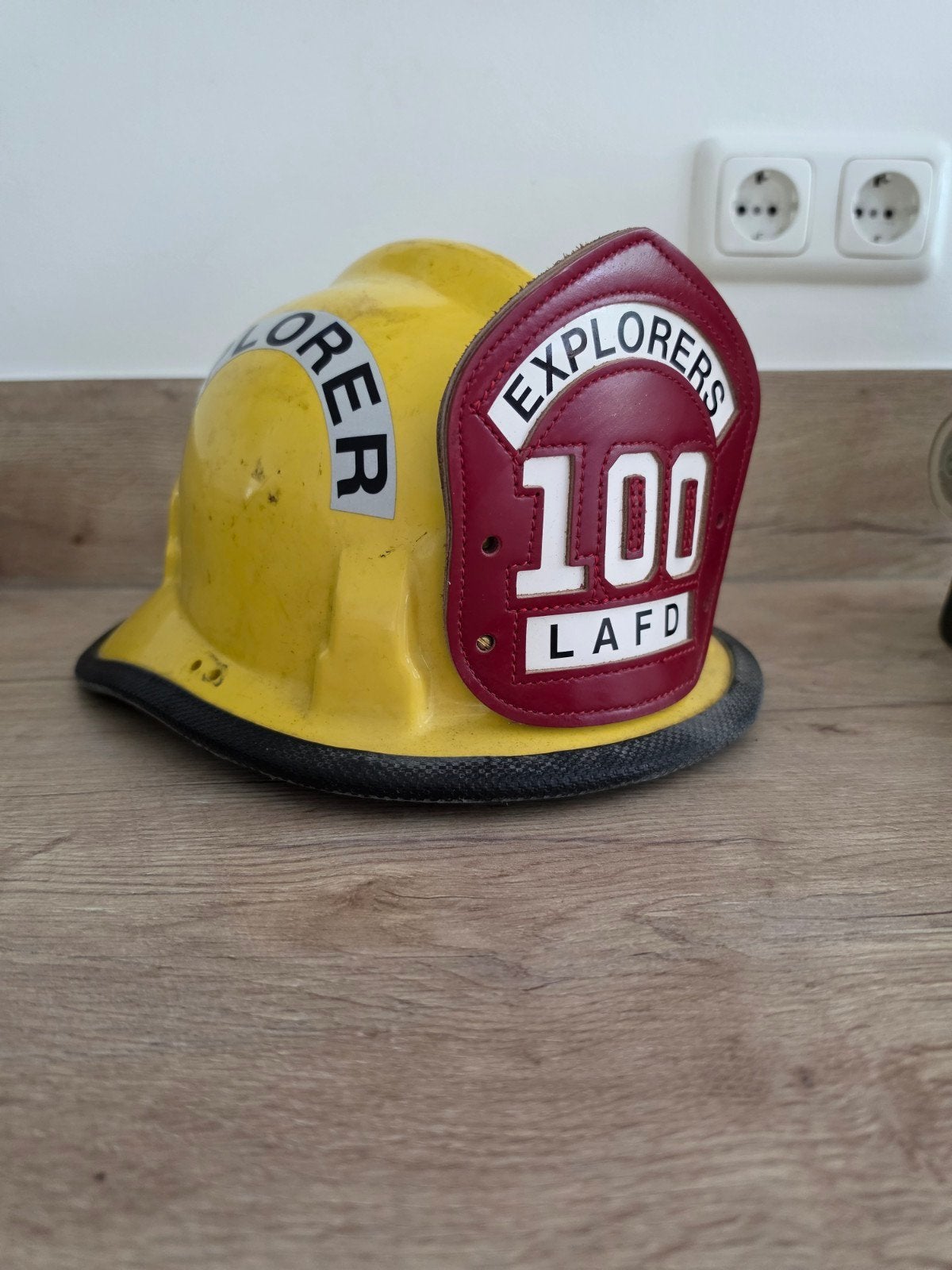 LAFD Explorers Brandweerhelm - Zeer Goede Staat, Ophalen of Verzenden, Zo goed als nieuw