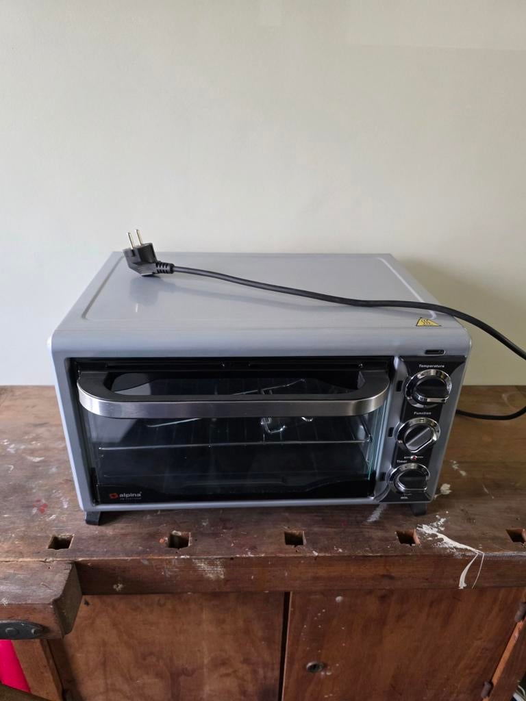 Nieuwe compacte oven voor camper, caravan of vakantiehuis, Witgoed en Apparatuur, Ovens, Minder dan 45 cm, Minder dan 45 cm, Ophalen of Verzenden