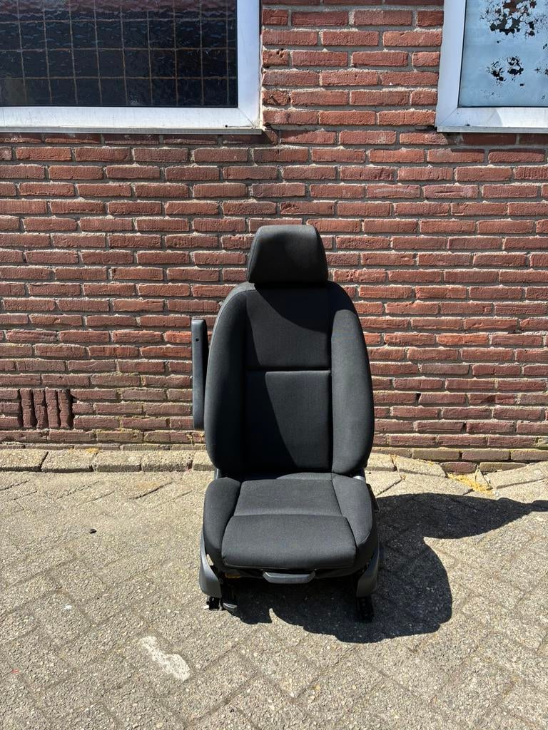 Mercedes Sprinter W907 bestuurderrstoel comfort, Ophalen