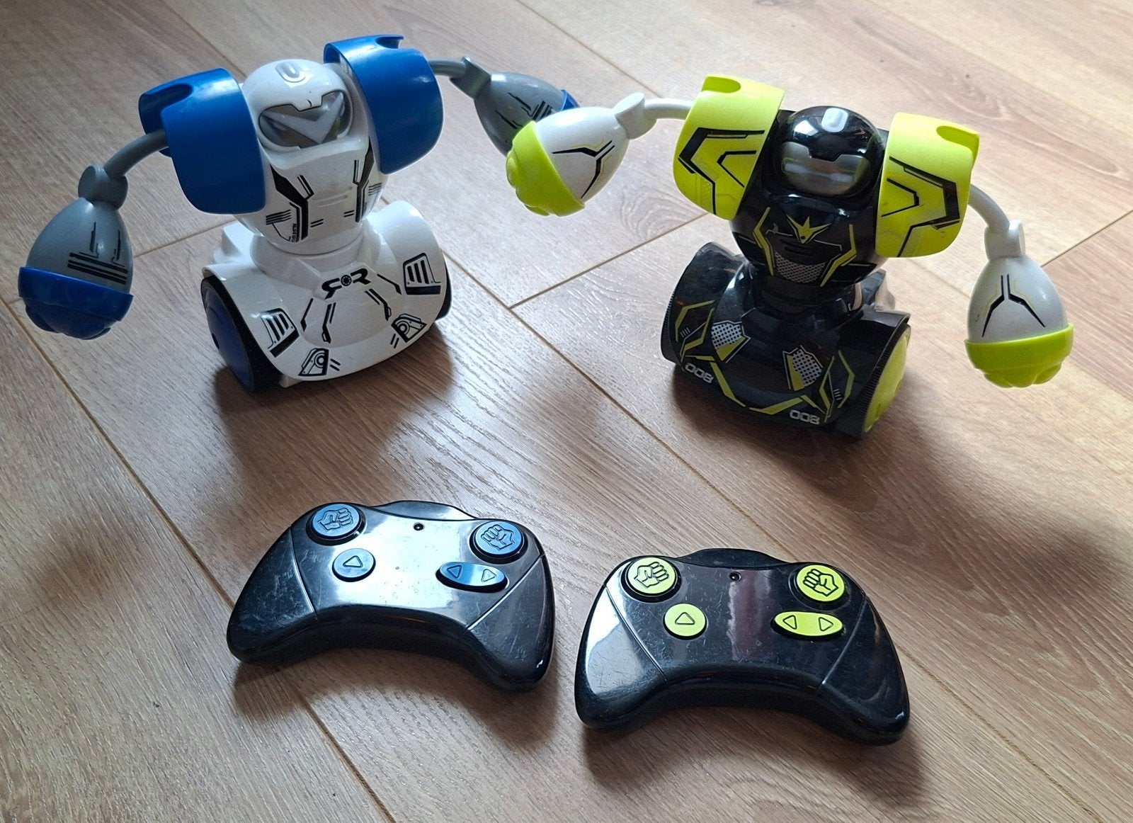 Silverlit YCOO combat robots, Ophalen of Verzenden, Gebruikt