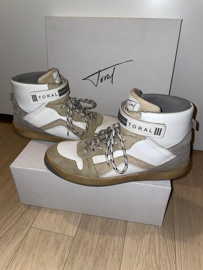 Hele gave sneakers van Toral, Kleding | Dames, Schoenen, Ophalen of Verzenden, Sneakers of Gympen