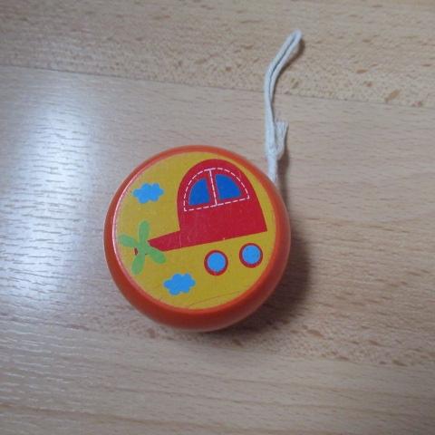 houten jojo, Kinderen en Baby's, Speelgoed | Houten speelgoed, Ophalen of Verzenden, Gebruikt, Overige typen