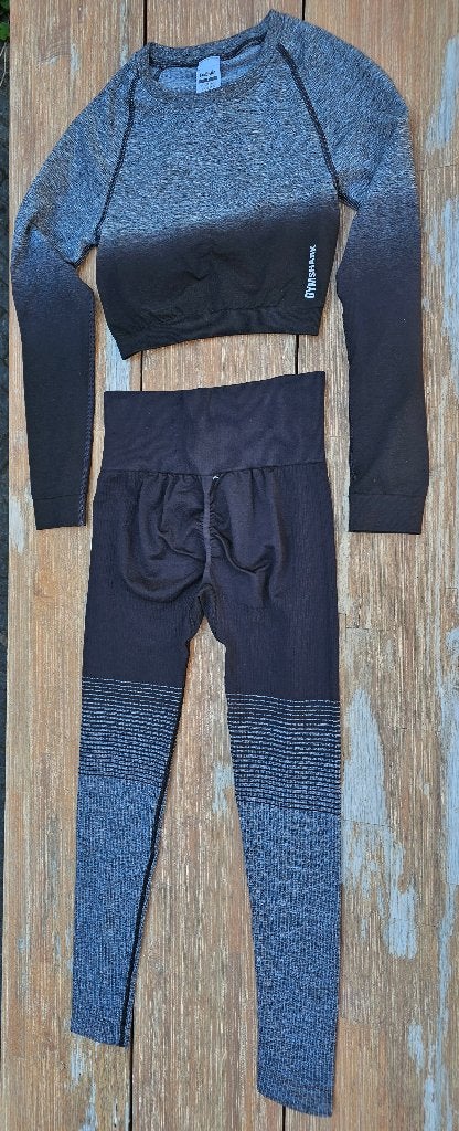 Gym fitness outfit scrunch maat s, Verzenden, Zwart, Overige typen, Zo goed als nieuw