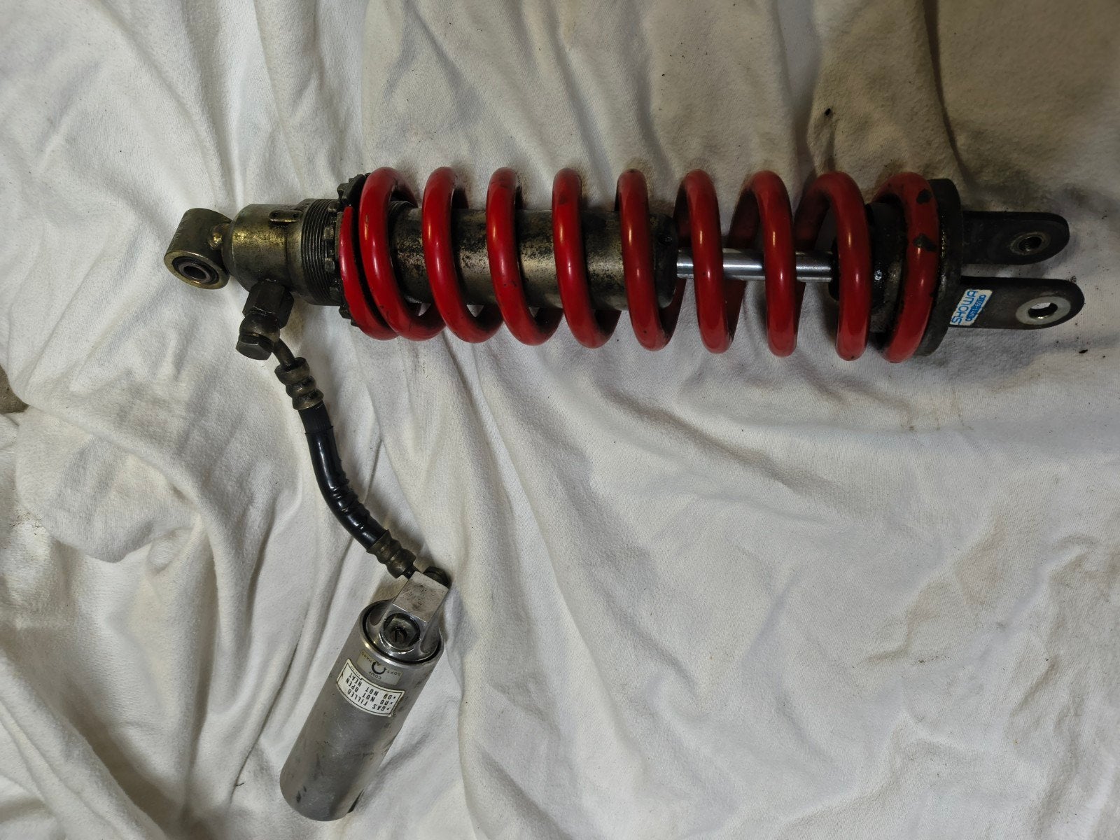 xrv 750  rd7  schokbreker Africa twin, Ophalen of Verzenden