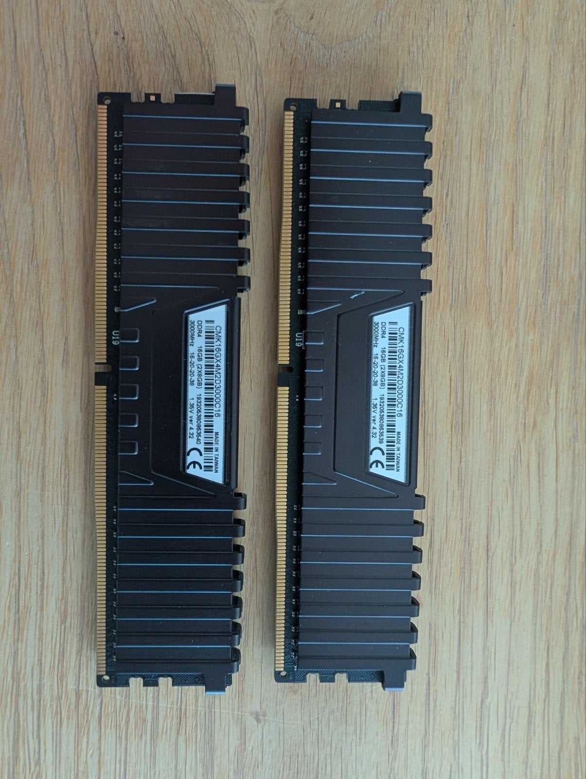 Corsair Vengeance LPX 16GB (2x8GB) DDR4 3000MHz RAM, Ophalen, DDR4, Zo goed als nieuw, Desktop