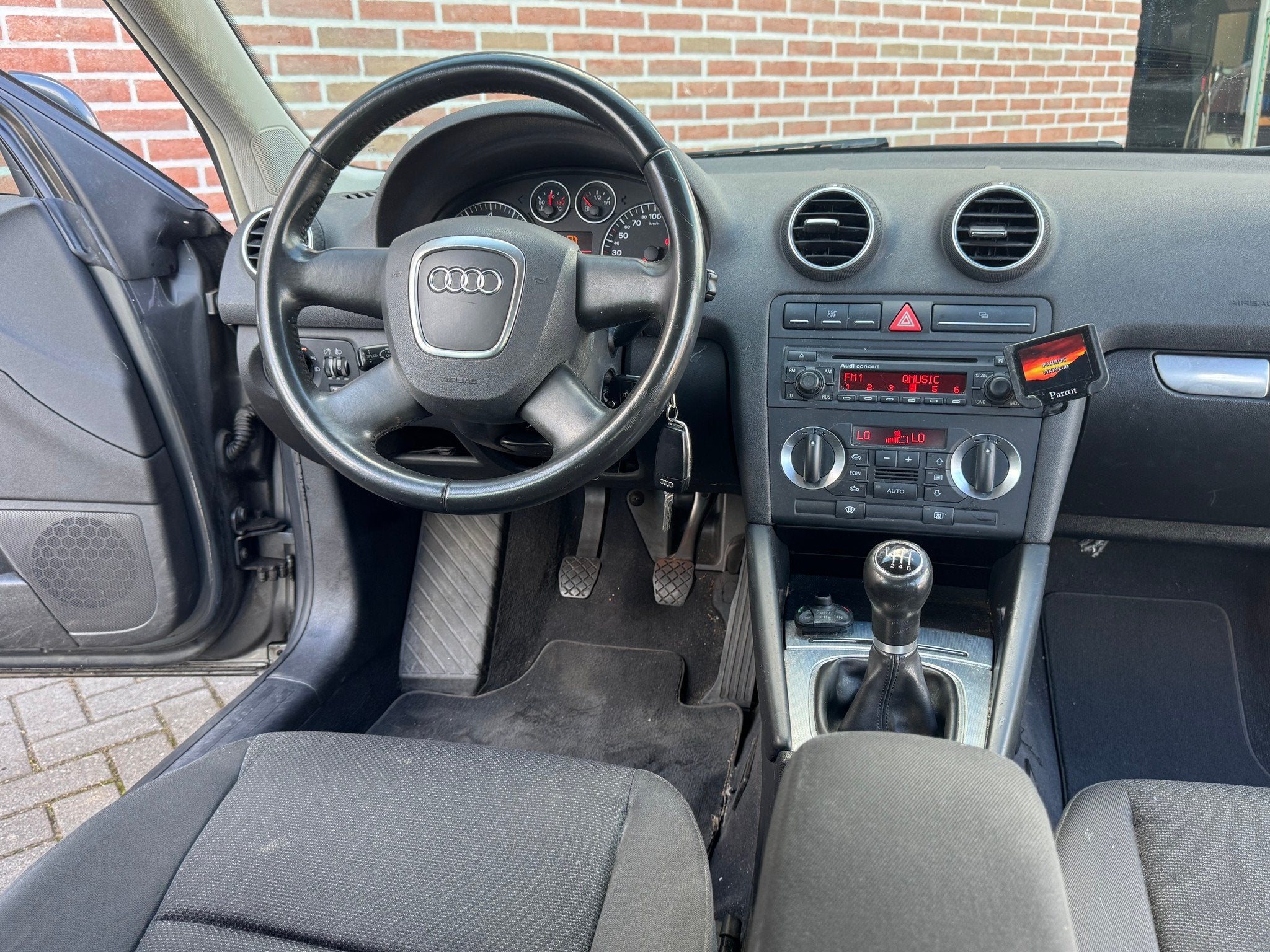 Audi A3 Sportback 2.0 FSI Ambiente | Airco-Ecc | Cruise, Auto's, Audi, Gebruikt, 4 cilinders, 10 km/l, Bedrijf
