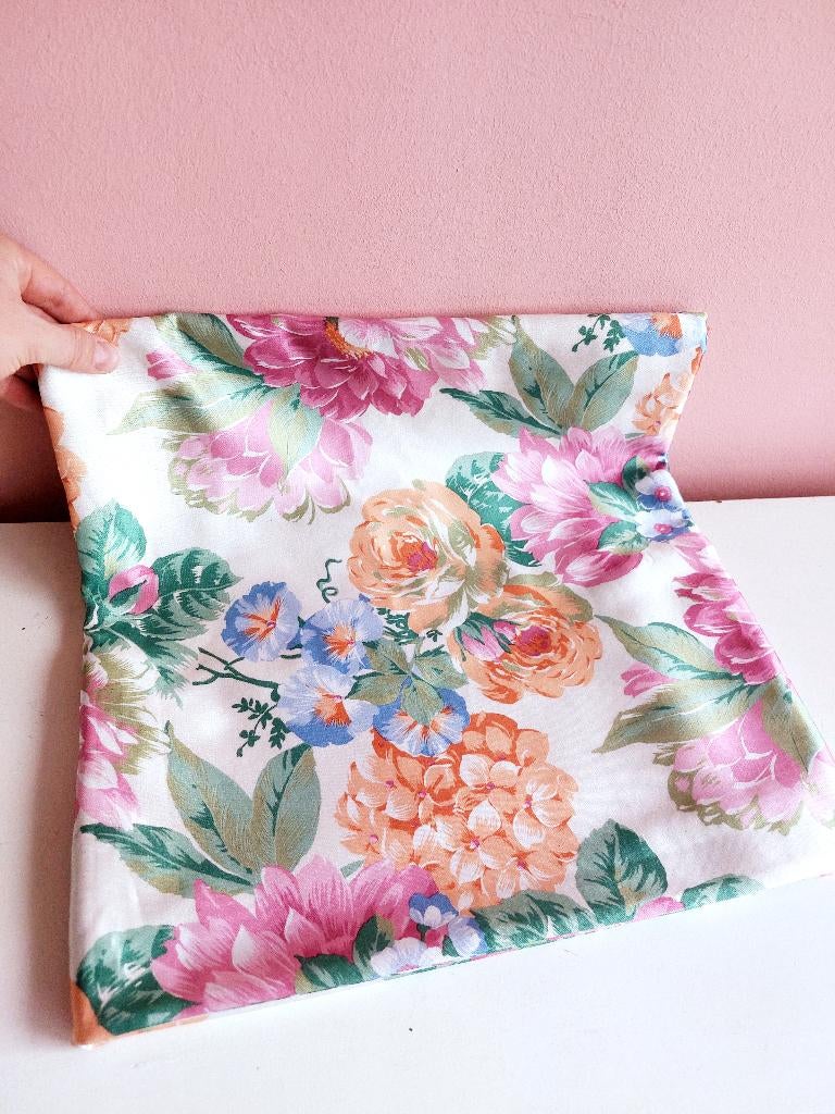Prachtig satijnen bloemen gordijn - rozen Multicolor, 100 tot 150 cm, 100 tot 150 cm, Zo goed als nieuw, Romantisch, cottage core, landelijk, retro, vintage, botanisch