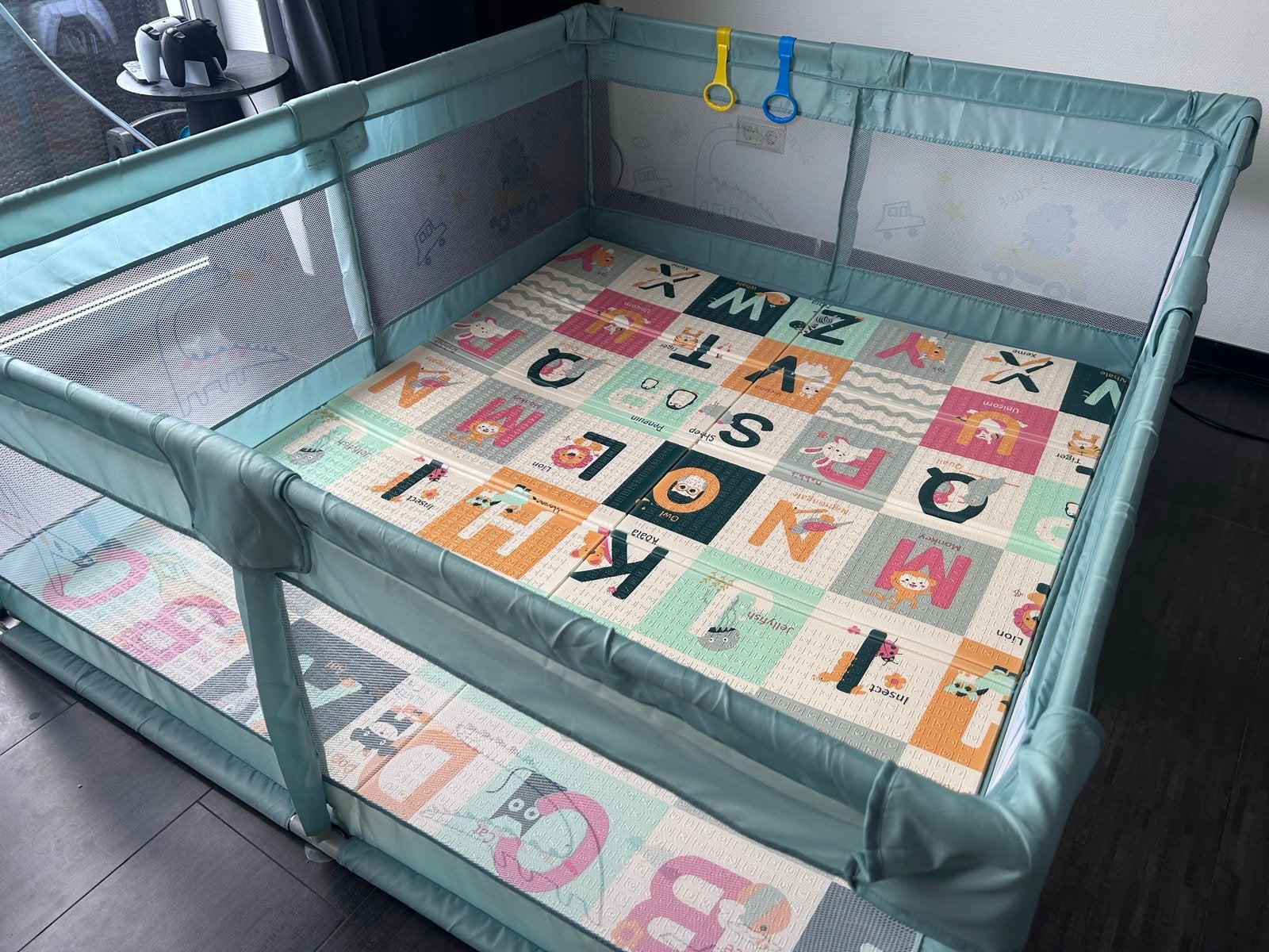 Grote Baby Box 180x150cm met Mat - Eenvoudig Monteerbaar, Kinderen en Baby's, Boxen, Ophalen, Zo goed als nieuw, Rechthoekig, Boxkleed