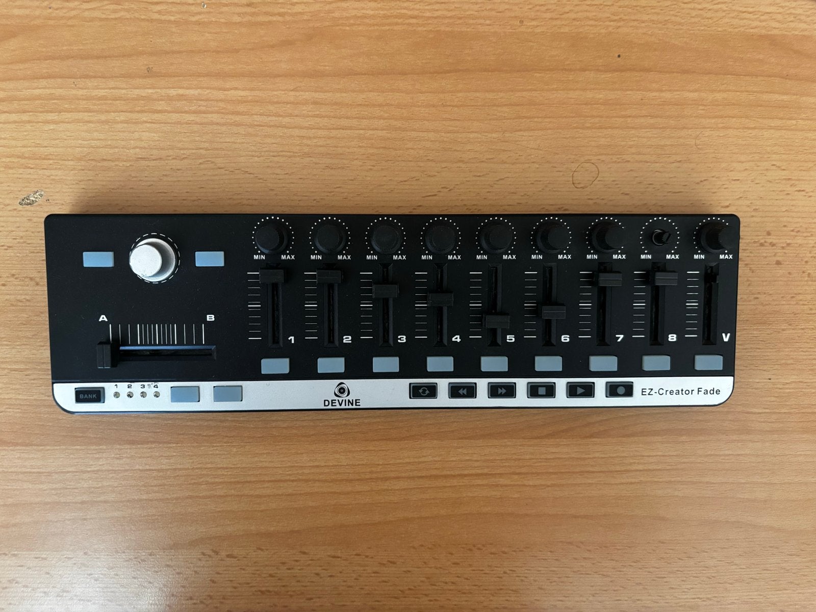 Devine EZ-Creator Fade MIDI Controller, Ophalen of Verzenden, Gebruikt