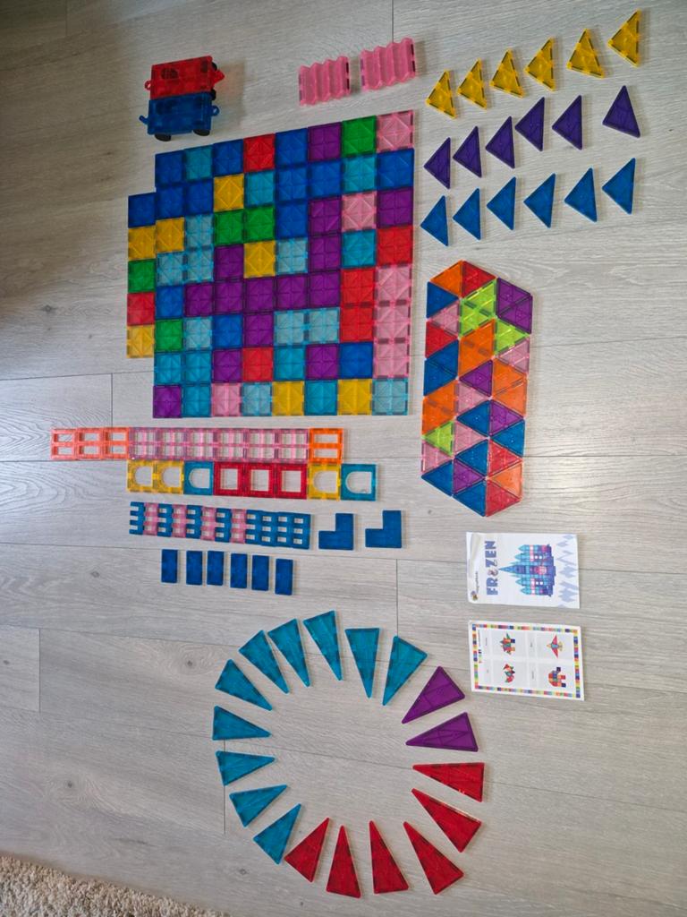 Magnetic tiles 2 sets, 180 stuks samen, Ophalen, Zo goed als nieuw
