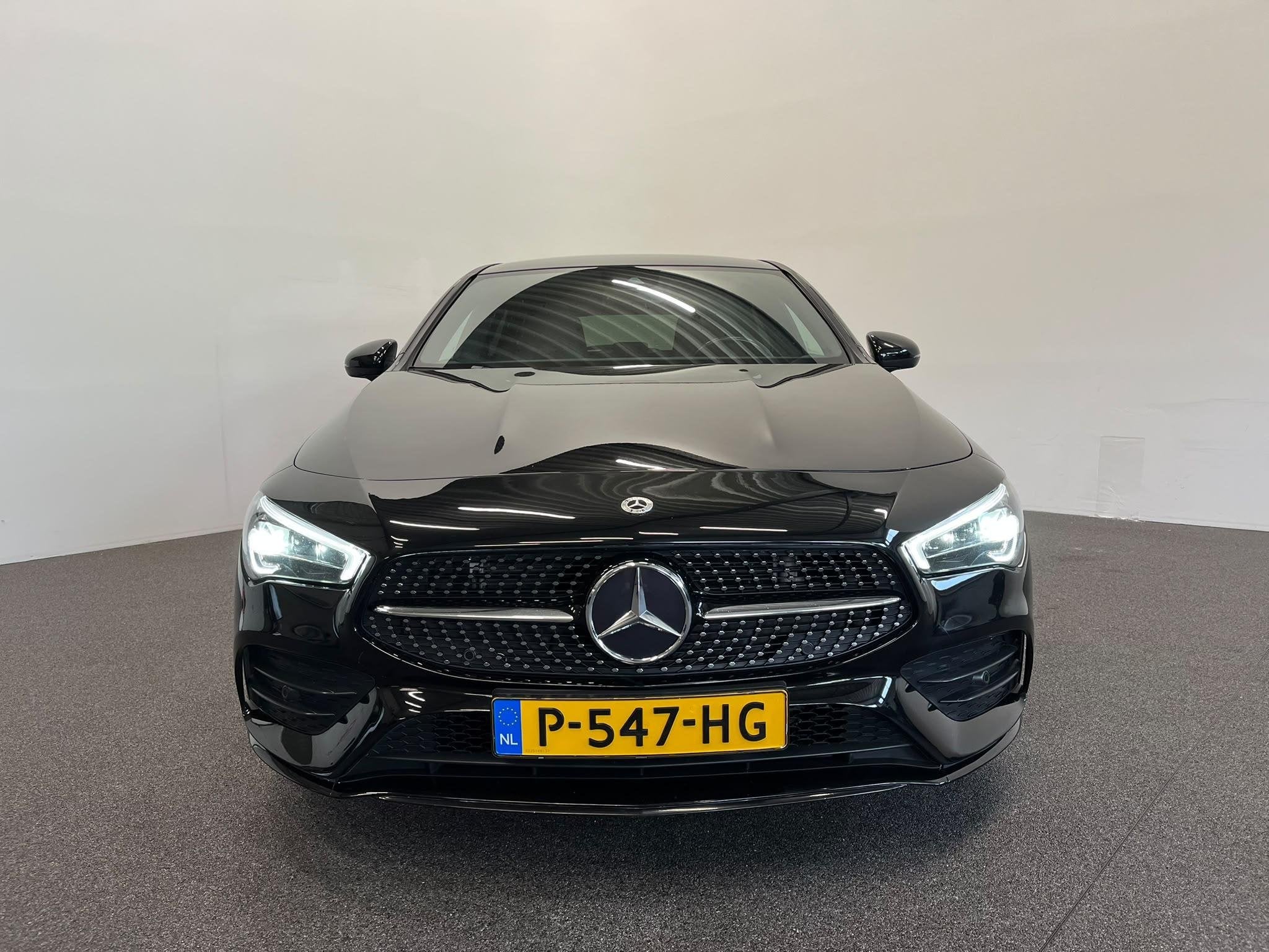 Mercedes-Benz CLA-klasse Shooting Brake 180 Business Solutio, CLA, 136 pk, Gebruikt, 4 cilinders