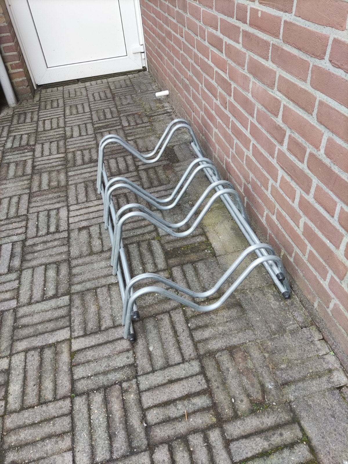 Fietsenrek 100 cm breed, 58 cm diep - voor 4 fietsen, Fietsen en Brommers, Ophalen, Gebruikt