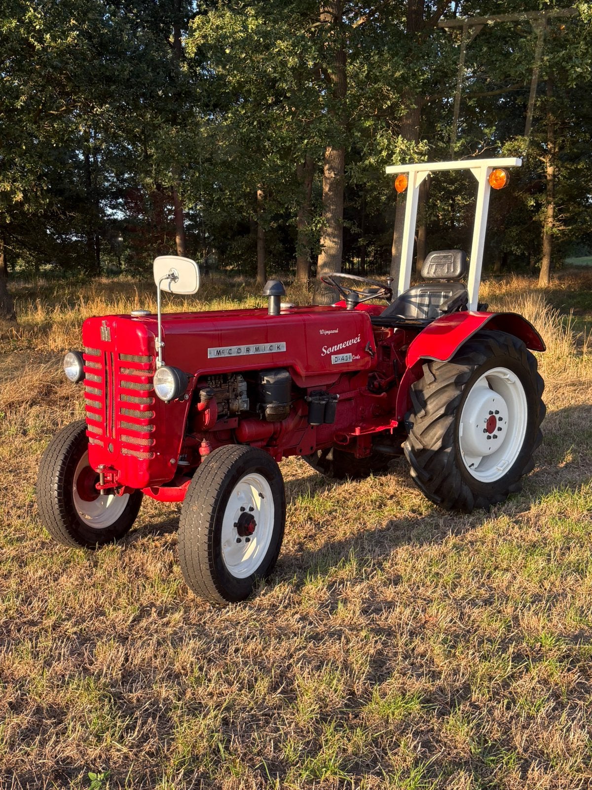 Mc cormick d-439 smalspoor tractor, smalspoortrekker, Ophalen of Verzenden, Gebruikt, 50 cm of meer