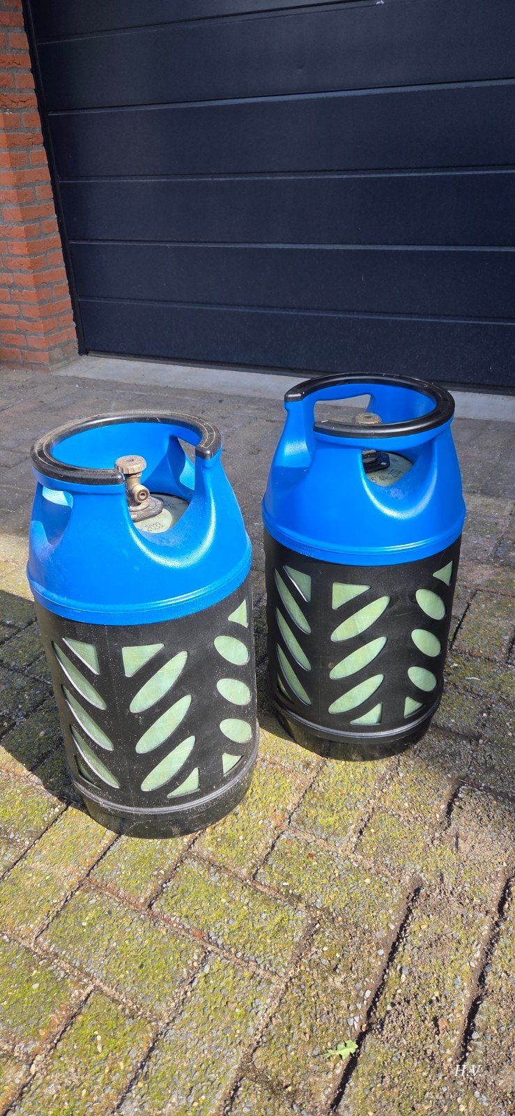 2 lichtgewicht gasflessen  (1 vol, 1 deels vol), Ophalen, Zo goed als nieuw