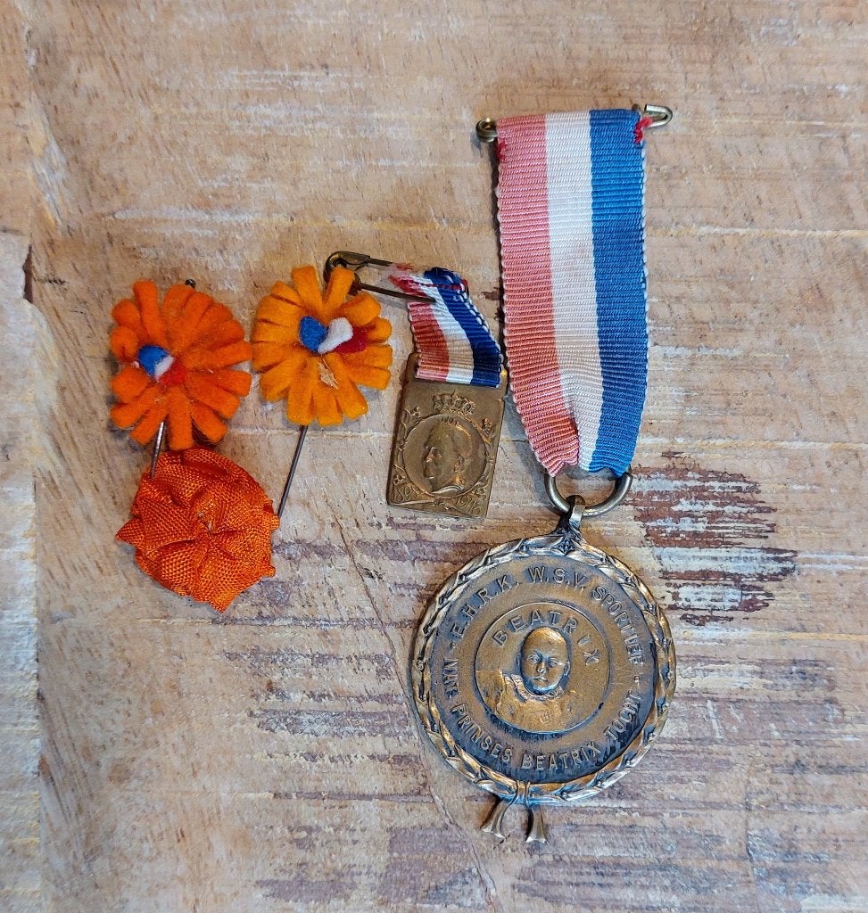 Koninklijkhuis memorablia 1939/1948, Ophalen of Verzenden, Gebruikt