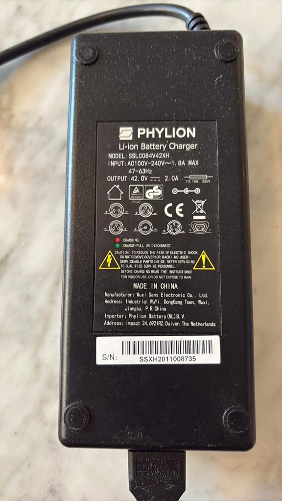 Phylion Li-on battery charger, Fietsen en Brommers, Ophalen of Verzenden, Zo goed als nieuw