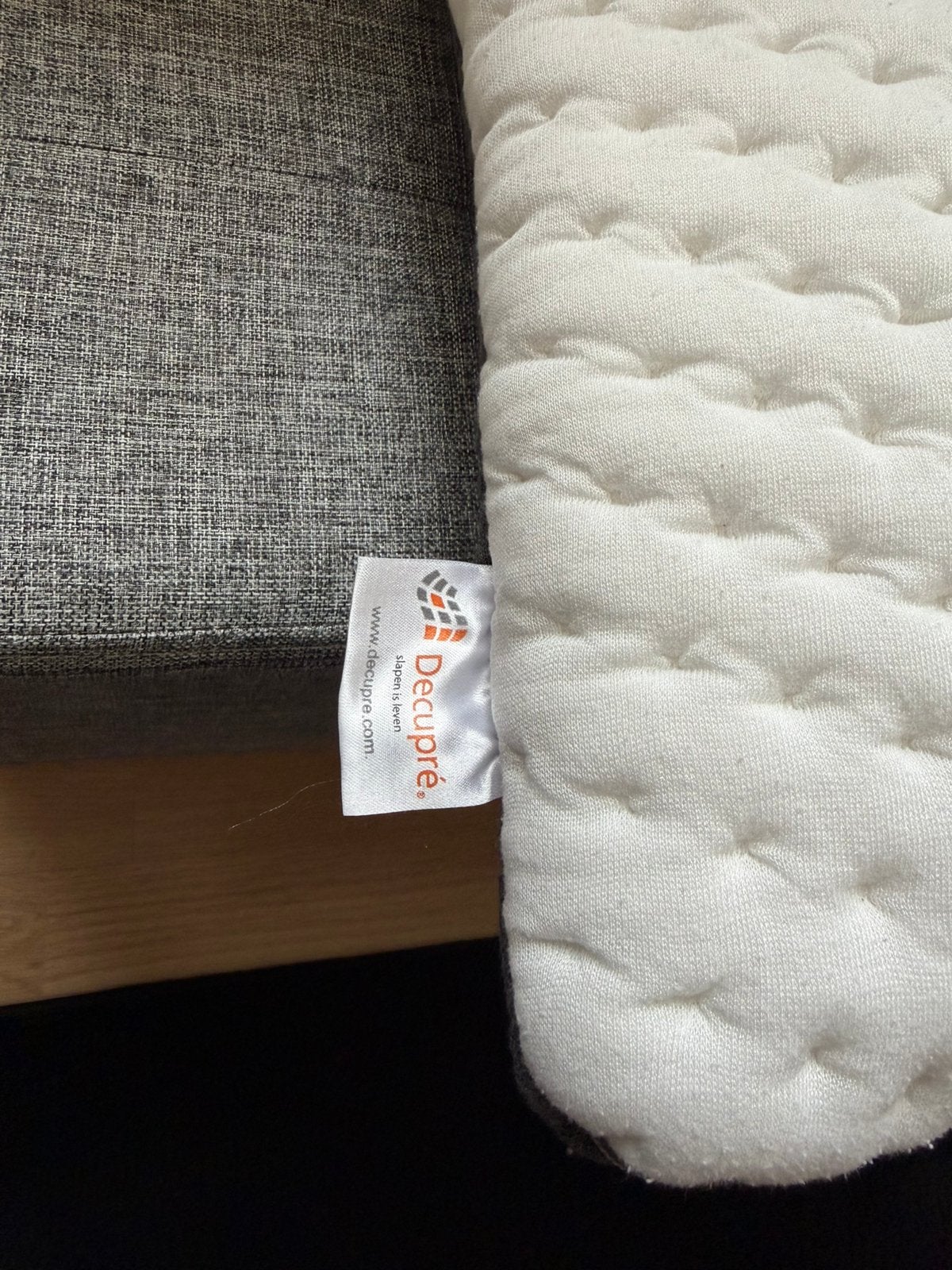 Nieuwe Decupre hoofdkussen, Eenpersoons, Wit, Ophalen of Verzenden, Zo goed als nieuw