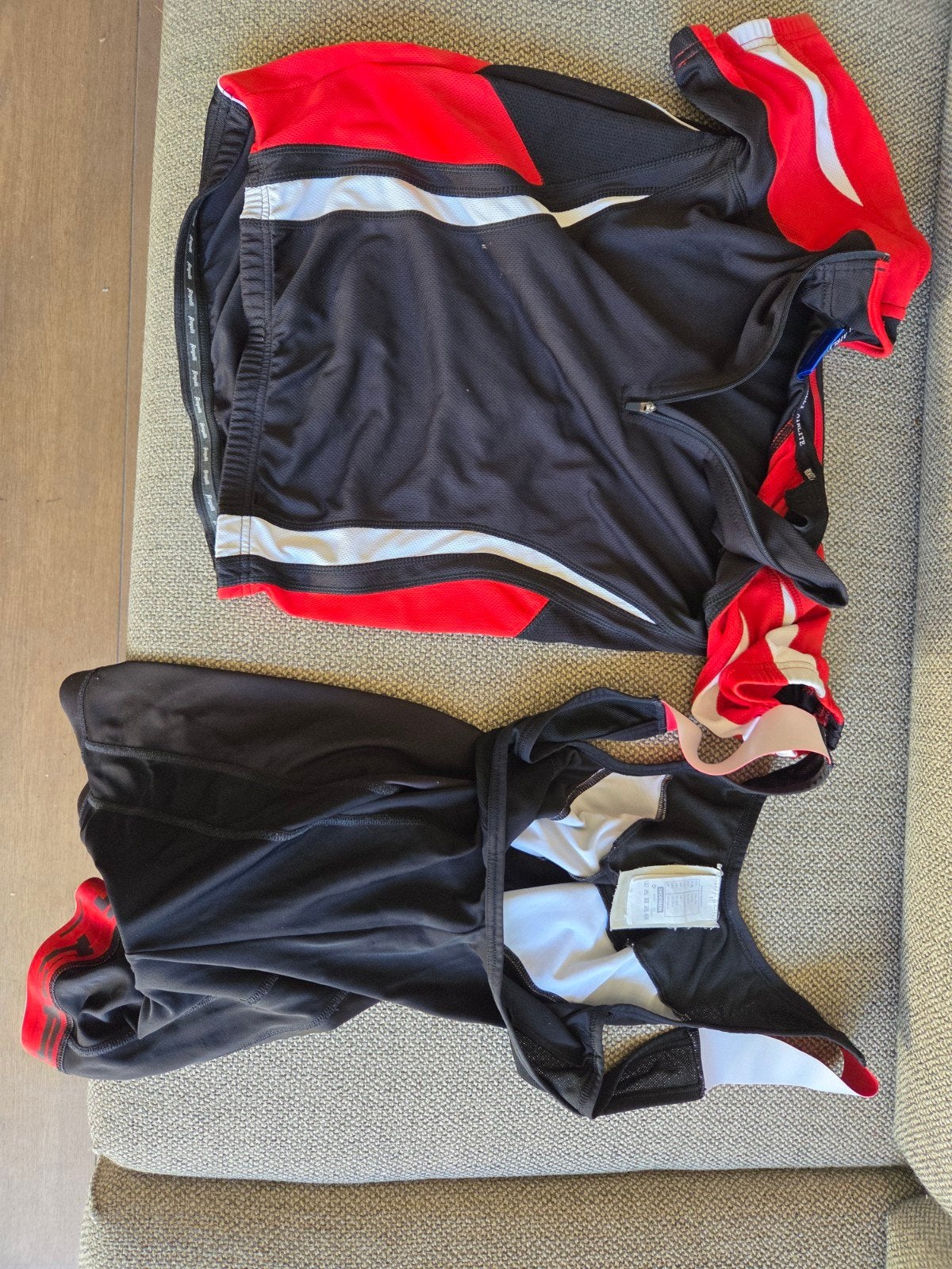 Fietsoutfit Rogelli/Decathlon - Shirt en Broek, Ophalen of Verzenden, Gebruikt, Kleding