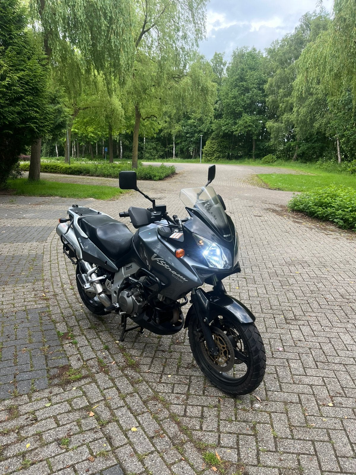 Suzuki v strom dl 1000, Motoren, 2 cilinders, Occasion, Motorrijbewijs A, Particulier