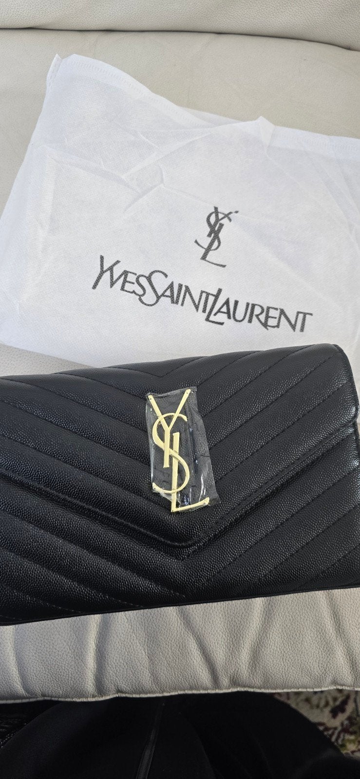 Nieuwe YSL Schoudertasje Zwart met Gouden Details, Ophalen of Verzenden, Nieuw, Zwart, Schoudertasje