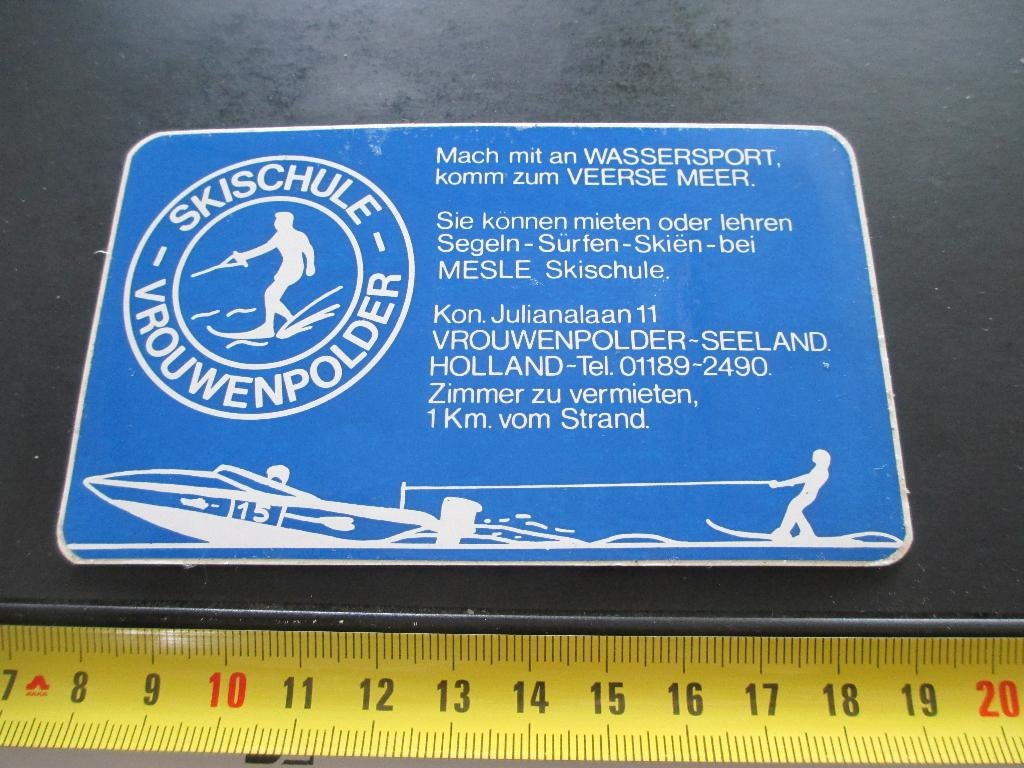 sticker Vrouwenpolder Skischule Veerse Meer  Seekand, Ophalen, Zo goed als nieuw