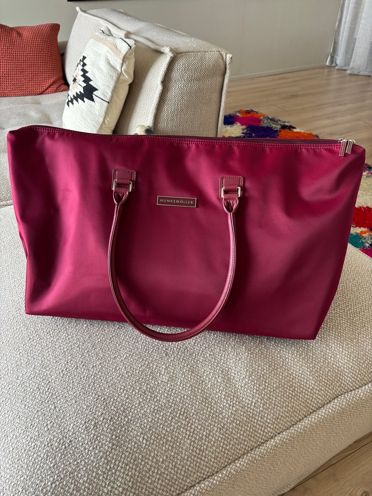 SUITSUIT x Hunkemöller Travel Tote / Weekendtas – Burgundy, Ophalen of Verzenden, Nieuw, Rood, Shopper