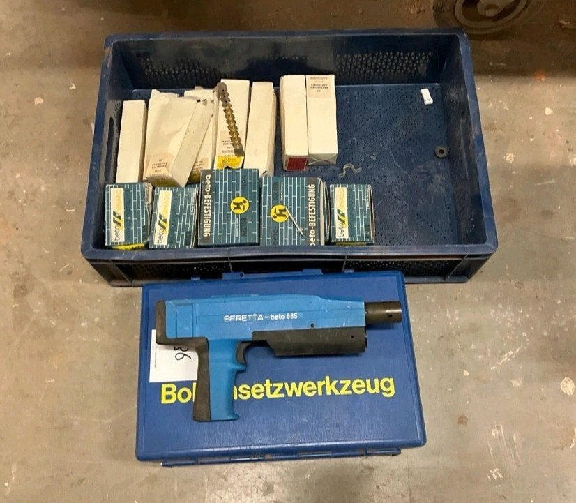 Kruitschiethamer Beretta Beto 685, Ophalen of Verzenden, Zo goed als nieuw