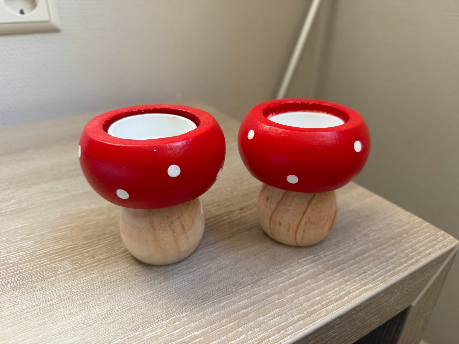 Houten waxinelichthouders paddenstoel hout set van 2, Waxinelichthouder, Ophalen of Verzenden, Zo goed als nieuw, Rood