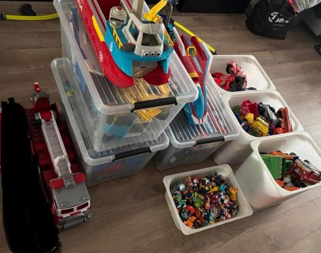 Heel veel Paw Patrol kleine en grote voertuigen incl. pups, Ophalen of Verzenden, Zo goed als nieuw